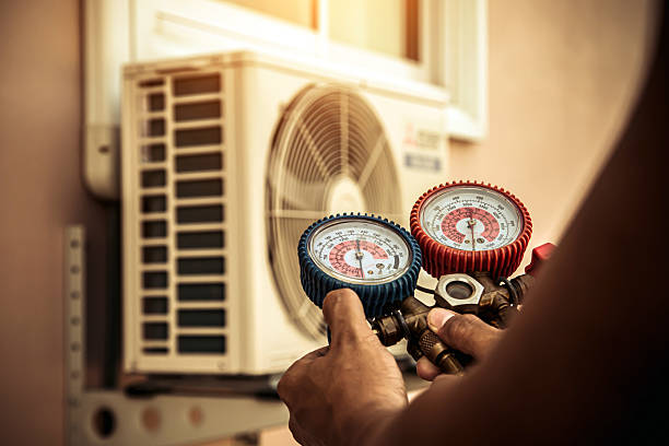Professional Hvac Repair technician working in Fate, TX